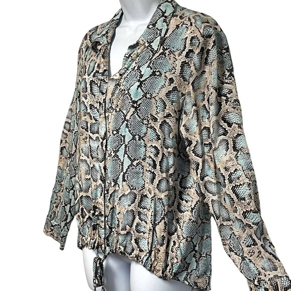 Karen Kane Womens Snakeskin Blouse Tie Front Long Sleeve Size XL - Picture 3 of 15